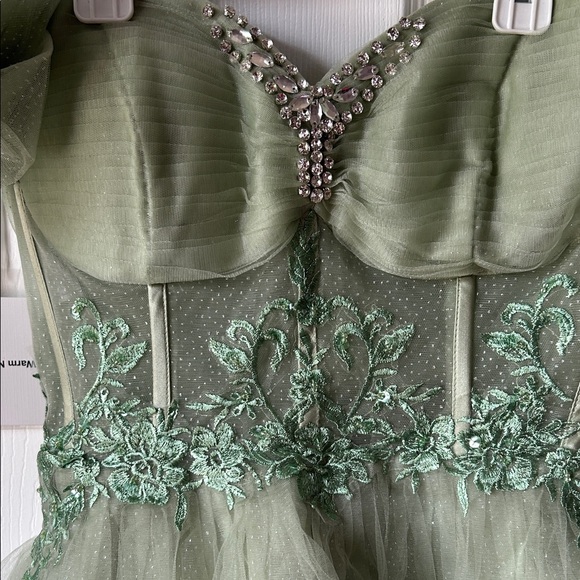 Sage Green Tulle Party Dress with Puff Sleeves - Picture 2 of 10
